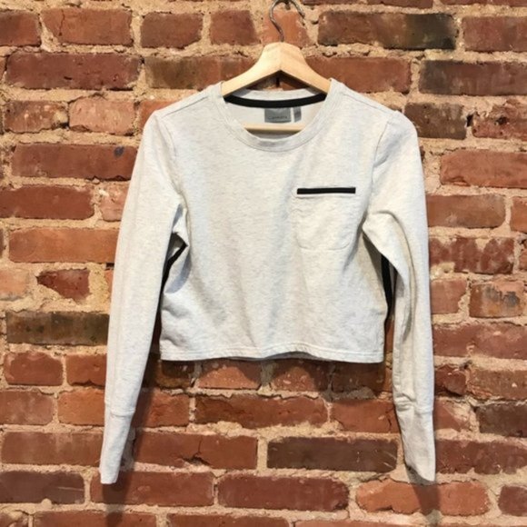 Athleta Sentry Crop Top Pocket Size Small - Picture 1 of 7